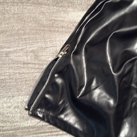 Black Faux Leather Skirt - Picture 4 of 10